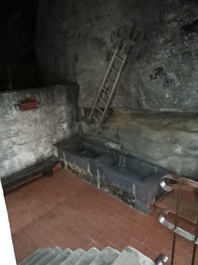B&B Le Vie Del Borgo Castiglione De Sicilia Eksteriør bilde