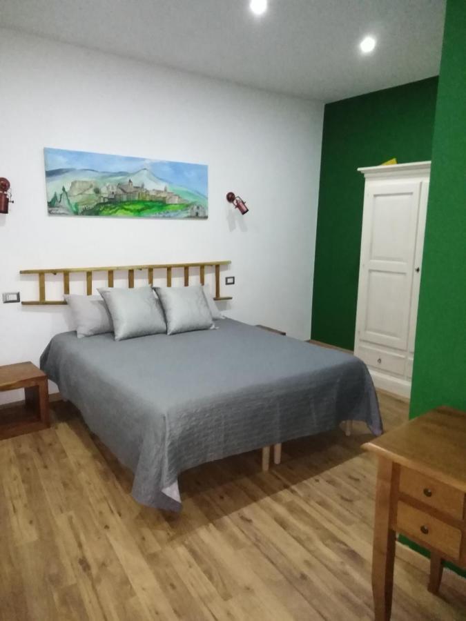 B&B Le Vie Del Borgo Castiglione De Sicilia Eksteriør bilde
